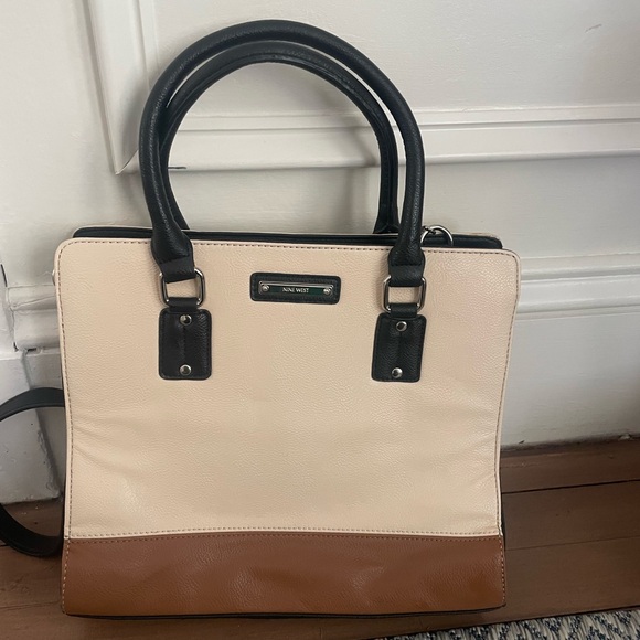 Nine West bag. Like new. Great condition. Cream/Brown with black handles. - Picture 1 of 6